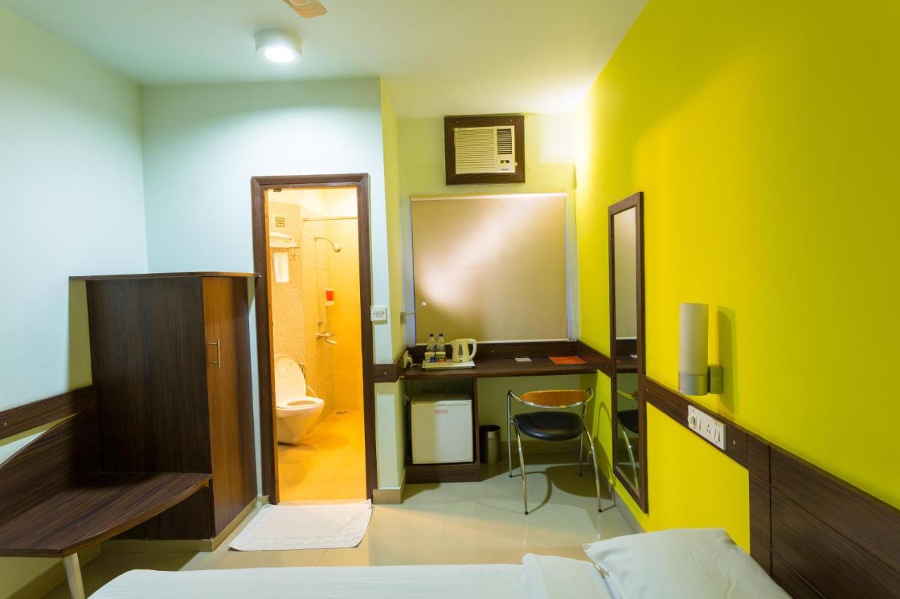 Agartala Otel Dış mekan fotoğraf